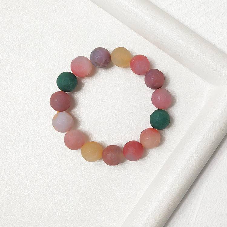 HeartHalo® Fortune Clover Bracelet – Carved Agate Beads